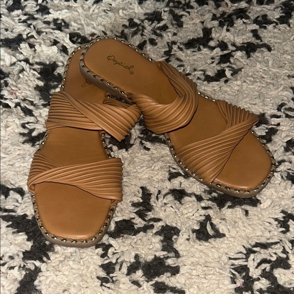 Qupid Tan w Gold Embellishments Women's Sandals - Picture 1 of 2